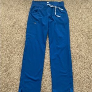 Figs kade cargo scrub pant